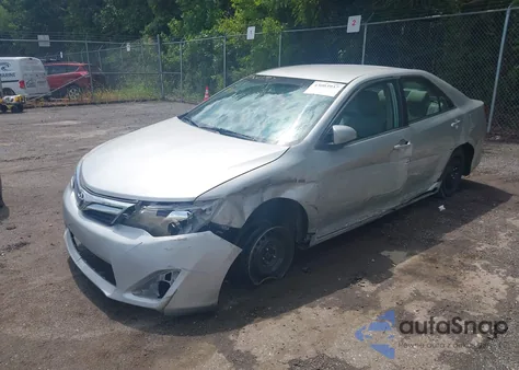 2014 Toyota Camry Le z USA, uszkodzony, nr VIN 4T4BF1FK0ER369836
